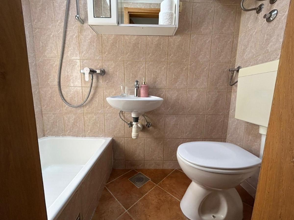 Camenno Apartments-The Heart Of Diocletian'S Palace-Open All Winter! Split Bagian luar foto